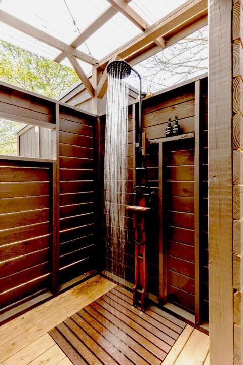 Couples Retreat: King Bed:Hot Tub:Firepit & More Blue Ridge Dış mekan fotoğraf